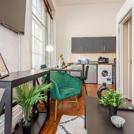 Newcastle'S Most Central Apartment - Sleeps 10 Ngoại thất bức ảnh