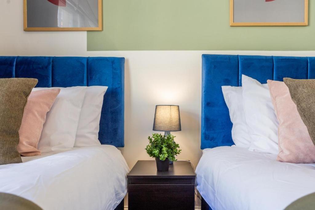 Newcastle'S Most Central Apartment - Sleeps 10 Ngoại thất bức ảnh