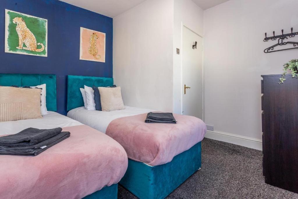Newcastle'S Most Central Apartment - Sleeps 10 Ngoại thất bức ảnh