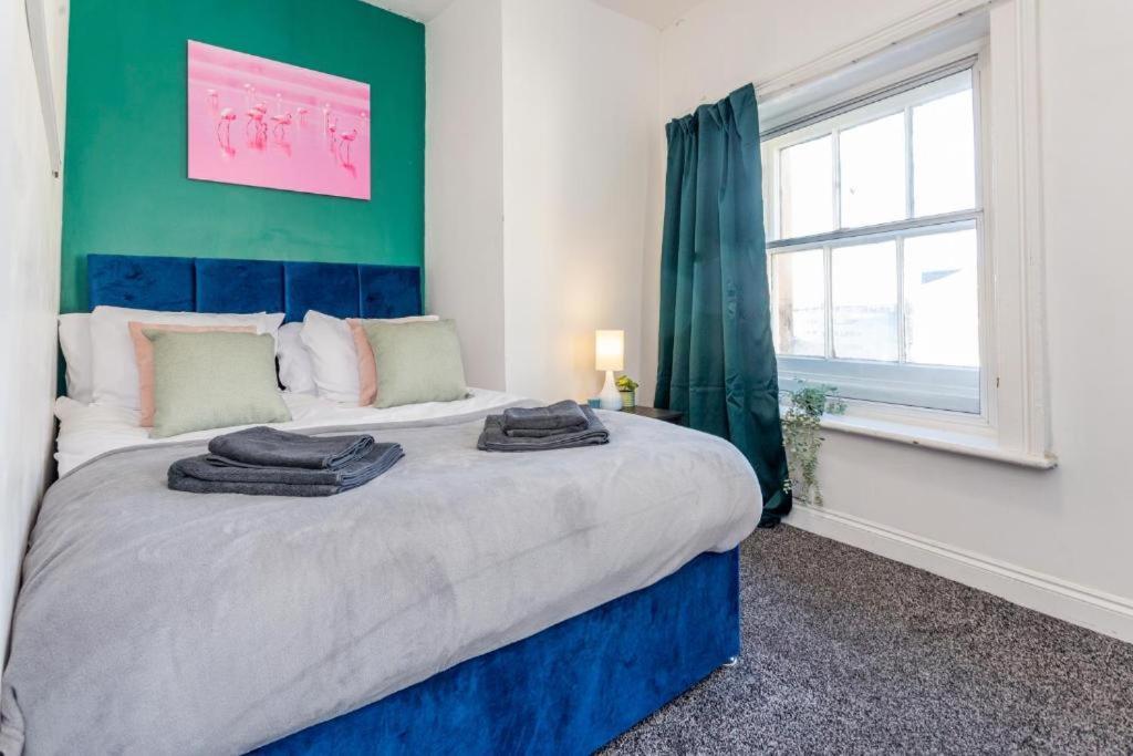 Newcastle'S Most Central Apartment - Sleeps 10 Ngoại thất bức ảnh